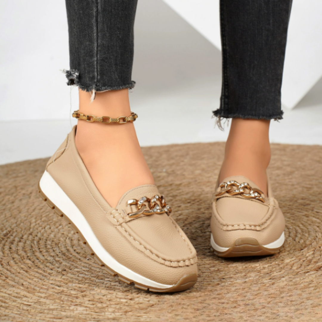 Evelyn – Diamond Buckle Loafers