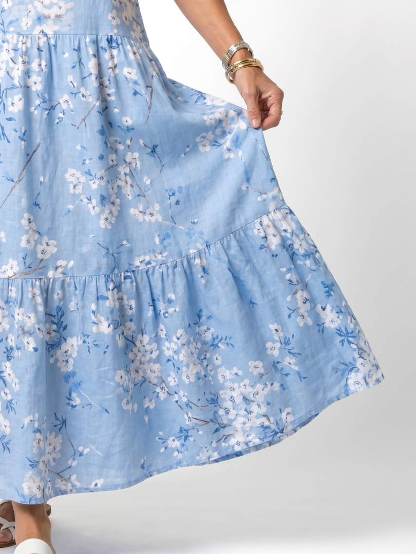Alora | Midikleid mit Blumenmuster und Quastenband