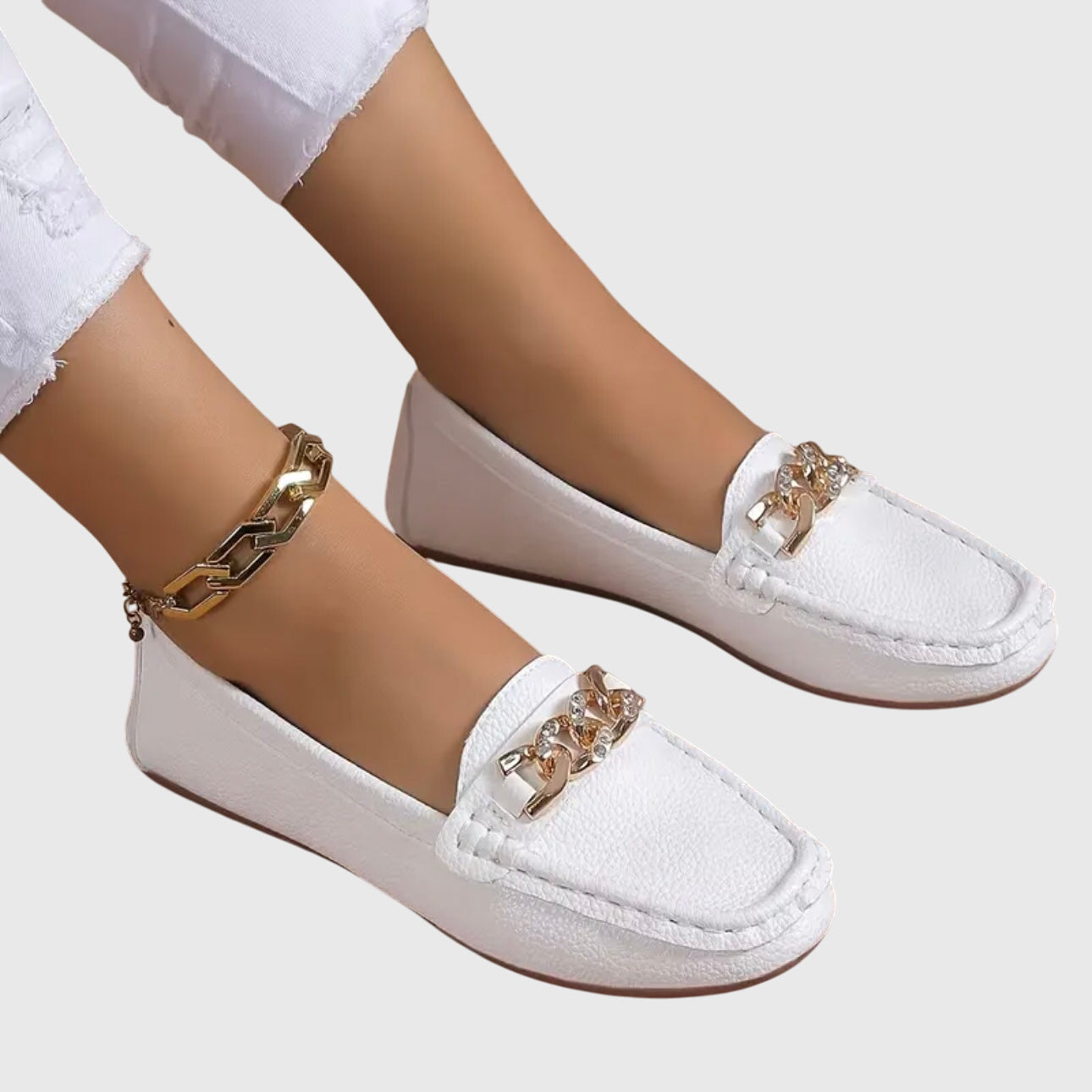 Eden – Loafers mit flacher Diamantschnalle