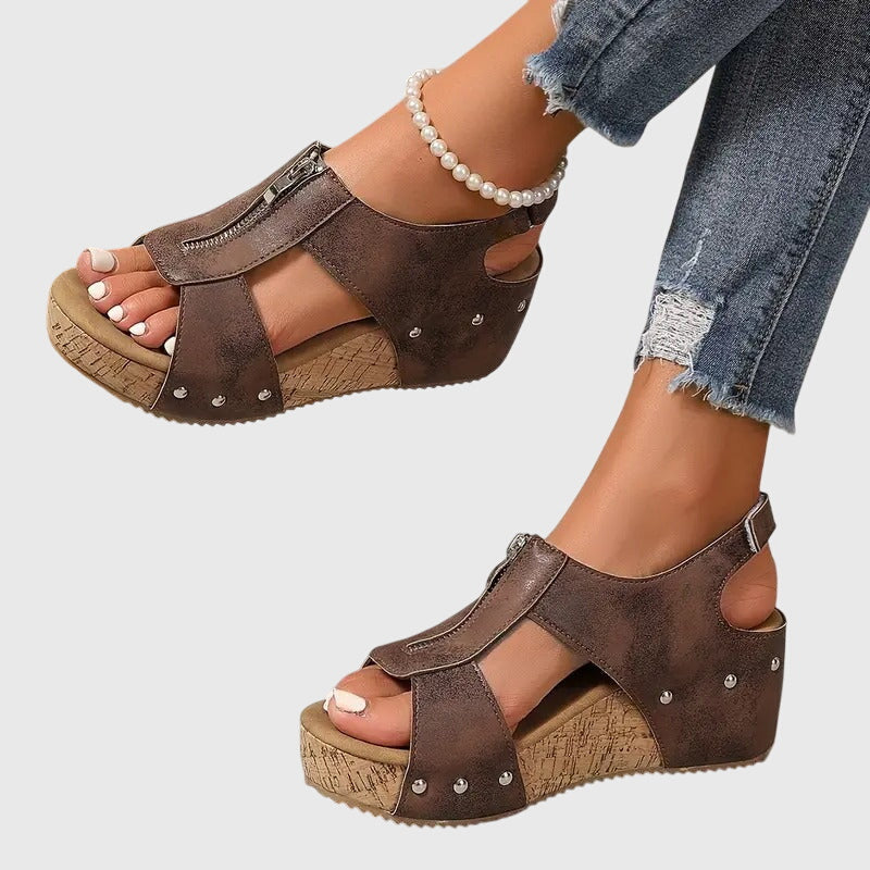 Mina | Orthopädische Sandalen