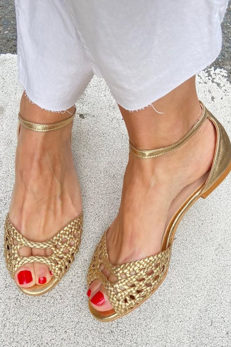 Isadora | Geflochtene Goldsandalen