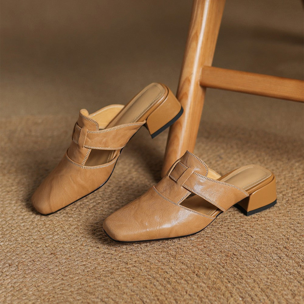 Rosel Mules aus Leder mit eckiger Zehenpartie