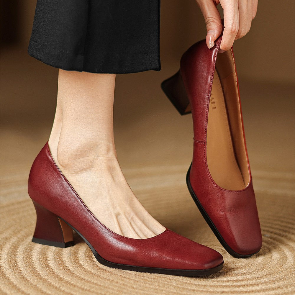 Oriel Pumps aus Leder mit eckiger Zehenpartie