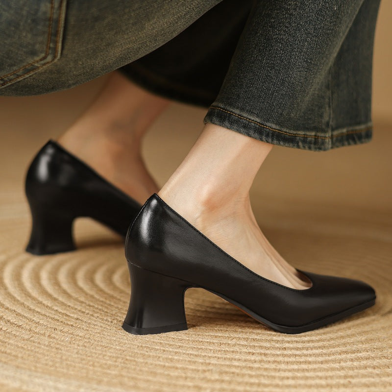 Oriel Pumps aus Leder mit eckiger Zehenpartie