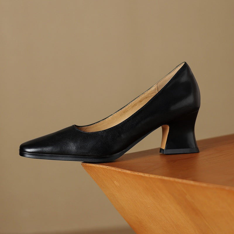 Oriel Pumps aus Leder mit eckiger Zehenpartie