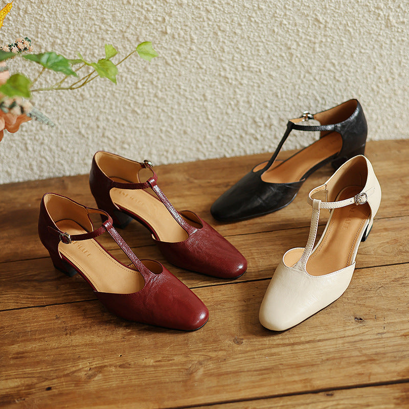 Elowen Leder T-Riemen Pumps