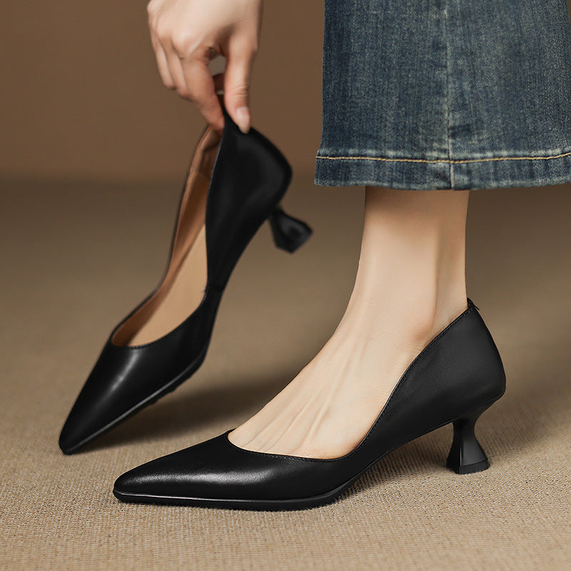 Calenne Leder-Kitten-Heels