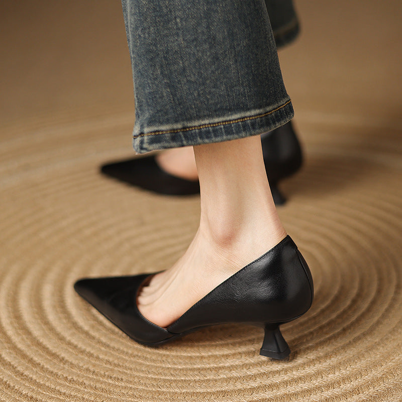 Ceyra Leder-Kitten-Heels
