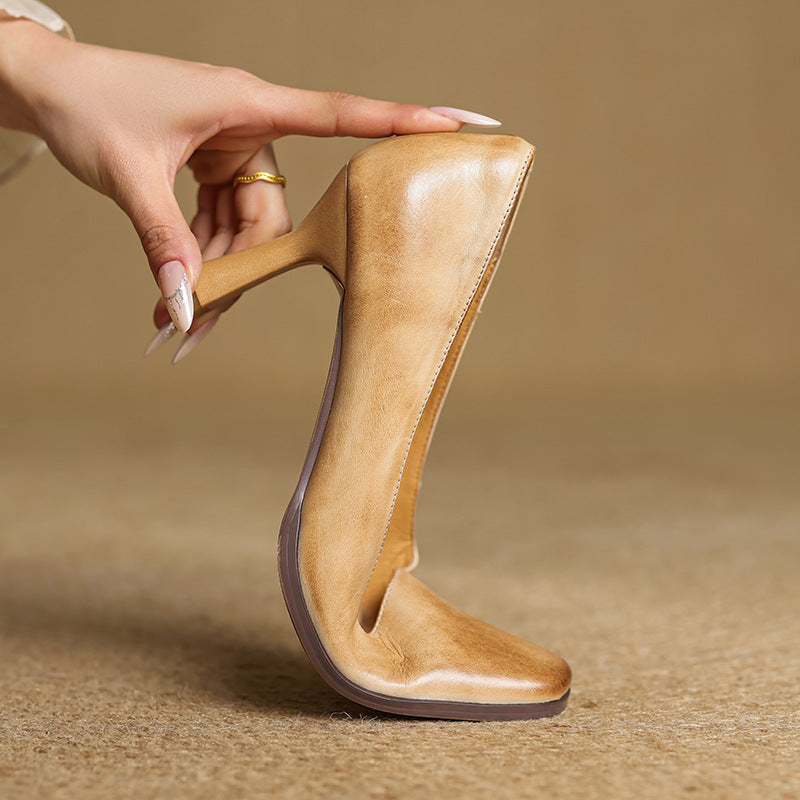 Elviera Pumps aus Leder mit eckiger Zehenpartie