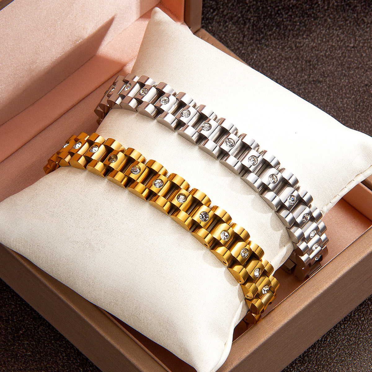 IMPERIAL MAILLON ARMBAND