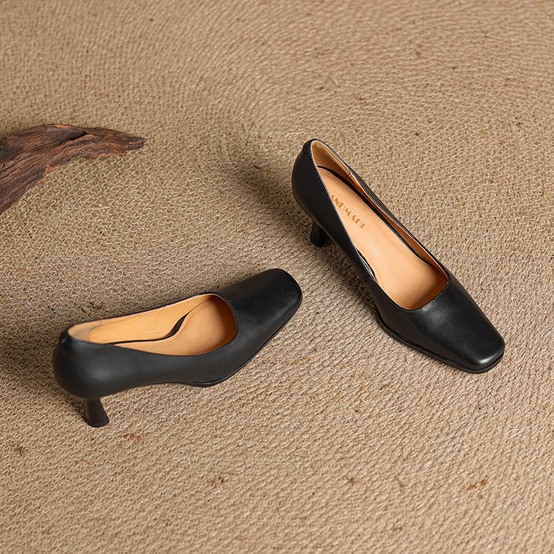 Elviera Pumps aus Leder mit eckiger Zehenpartie