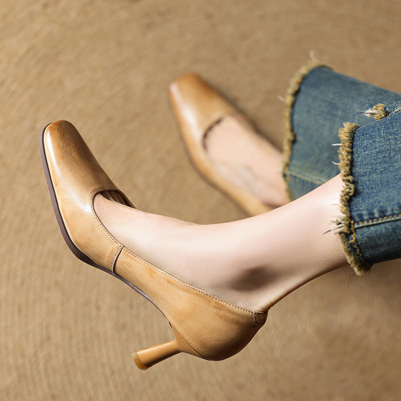 Elviera Pumps aus Leder mit eckiger Zehenpartie