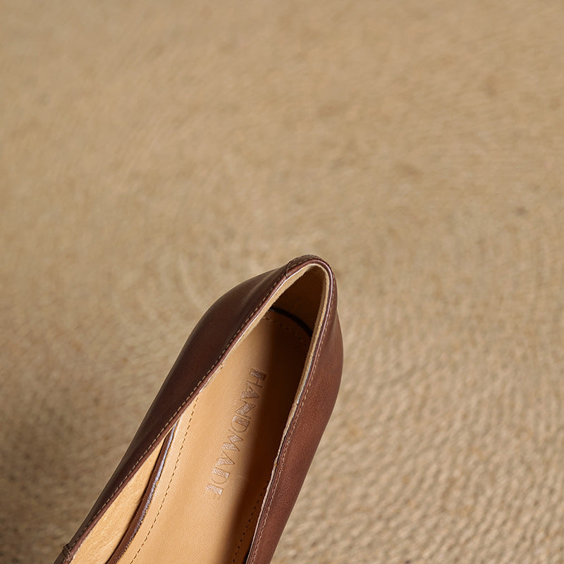 Elviera Pumps aus Leder mit eckiger Zehenpartie
