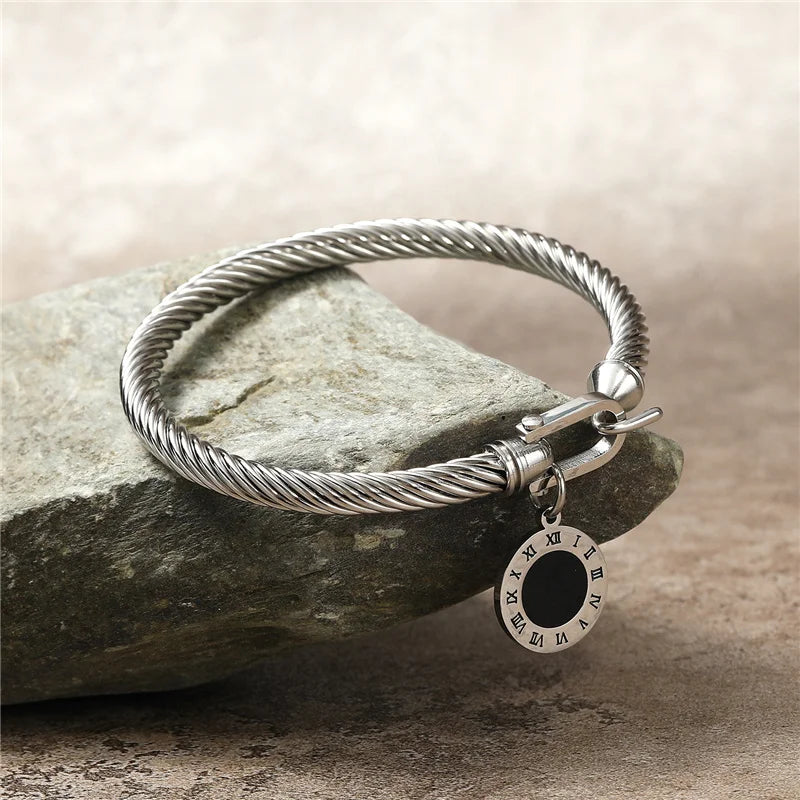 GIANNA CHARM-ARMBAND