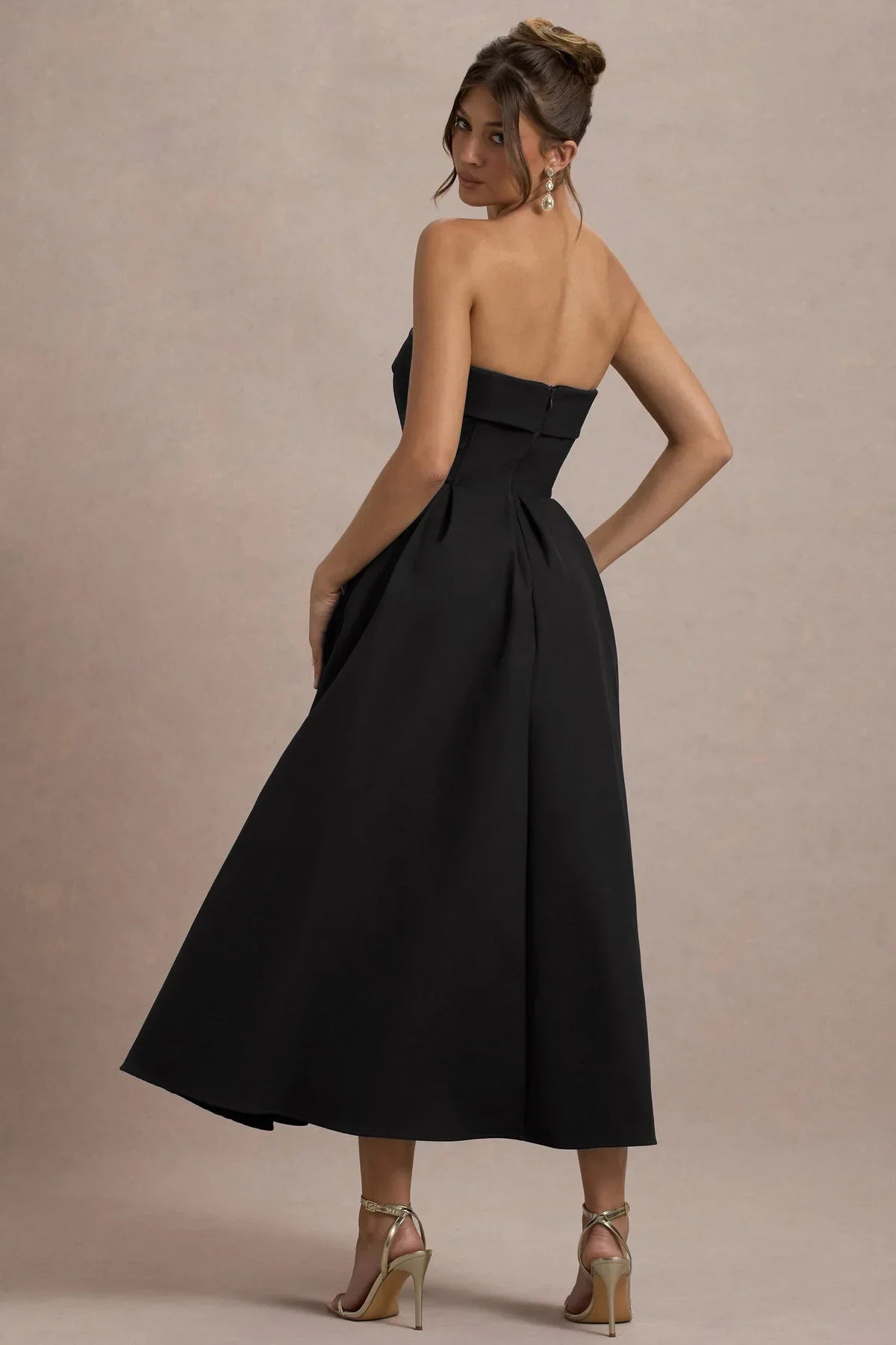 ANNE | Stilvolles Midi-Kleid mit Schulterfreiem Ausschnitt