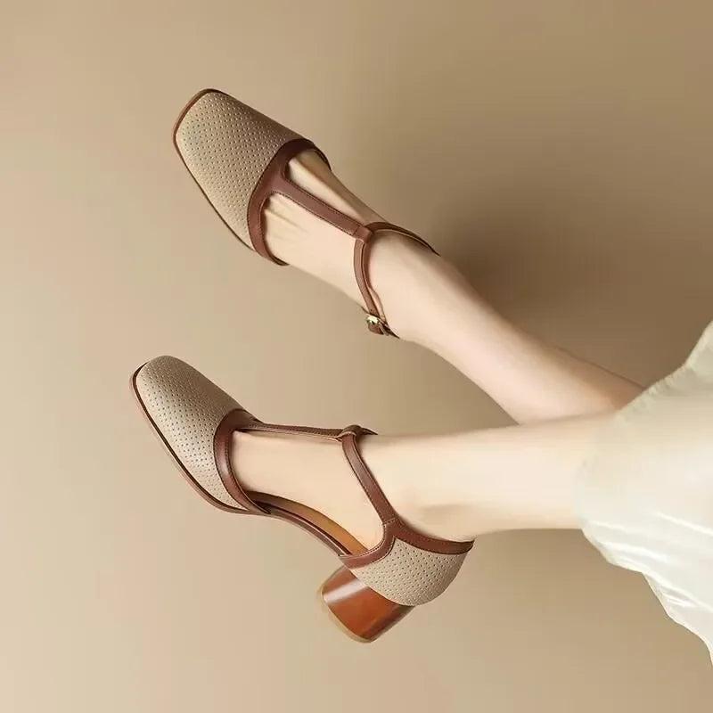 Schuhe mit mittlerem Absatz