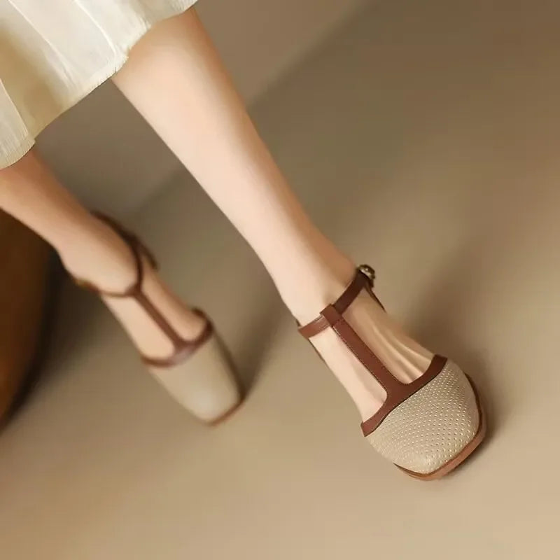 Schuhe mit mittlerem Absatz