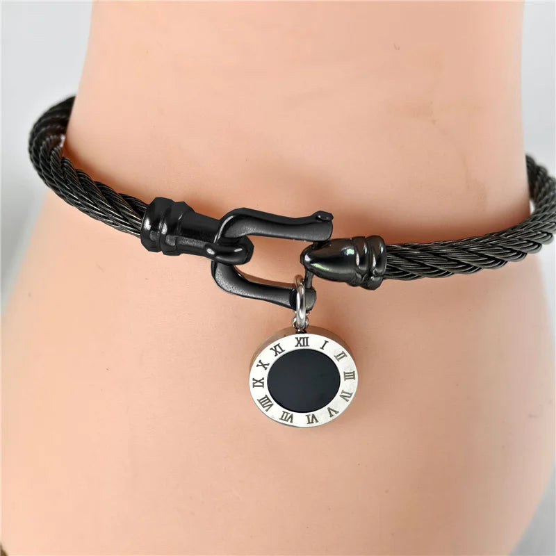 GIANNA CHARM-ARMBAND