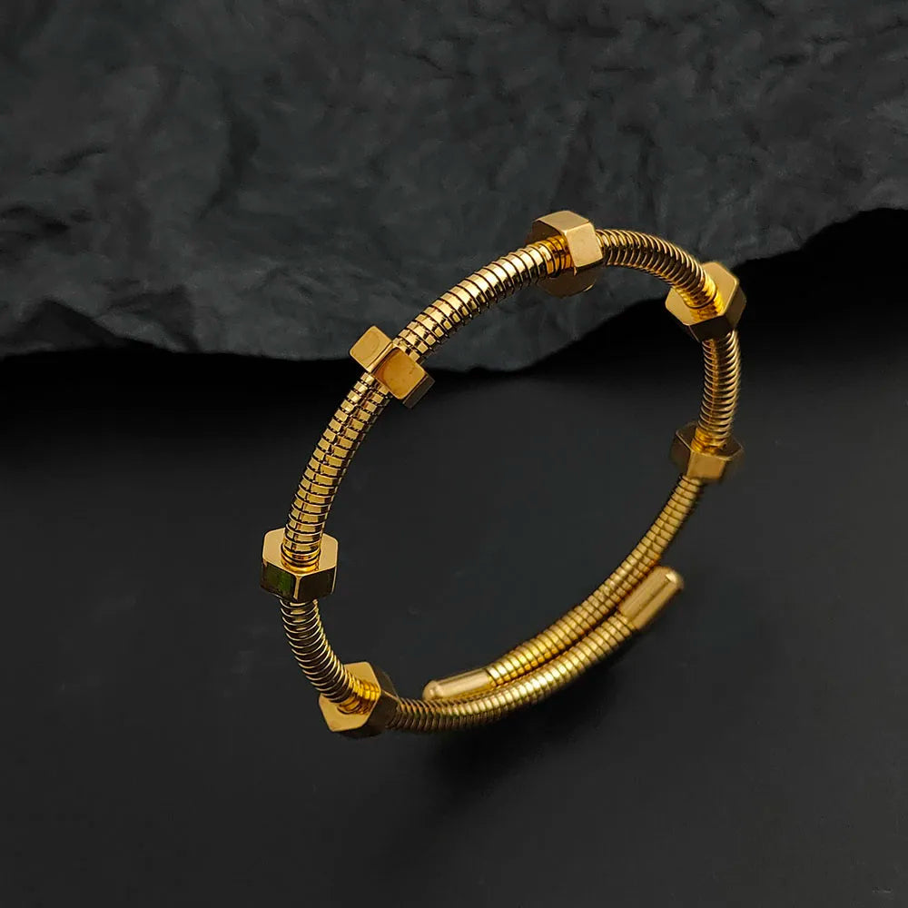 ALTURA SIGNATURE ARMBAND