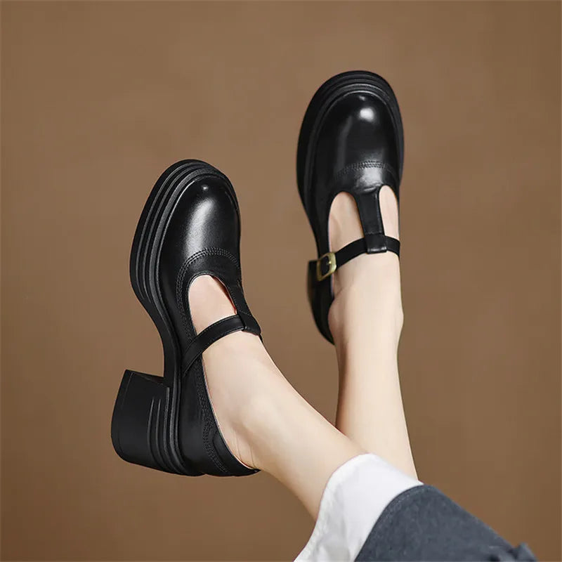 Klobige Pumps