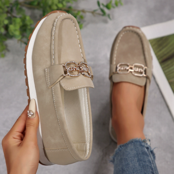 Emma – Elegante Loafer mit Diamant-Schnalle