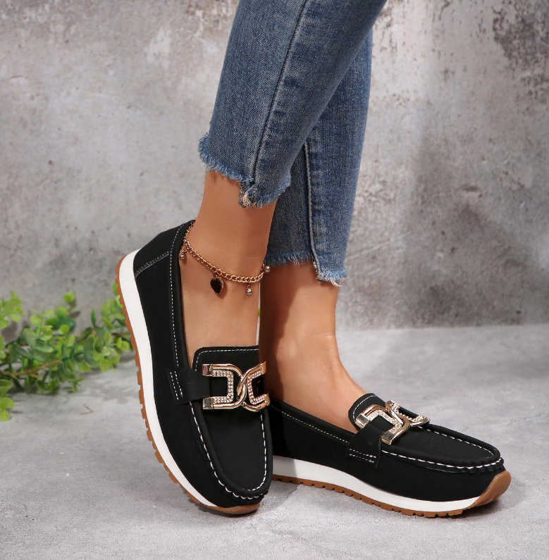 Emma – Elegante Loafer mit Diamant-Schnalle