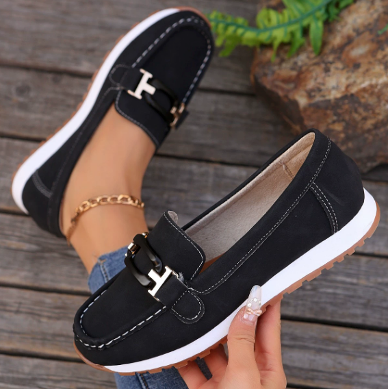 Emily - Chain Loafer