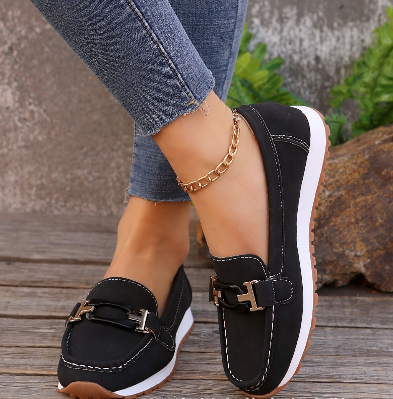 Emily - Chain Loafer