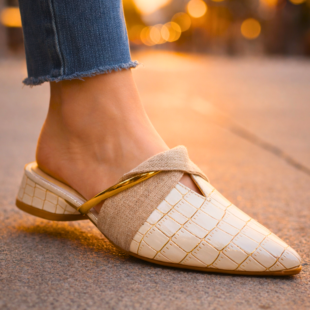 Harper Lane Gator Slipper