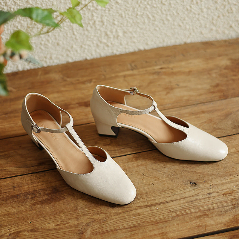 Elowen Leder T-Riemen Pumps