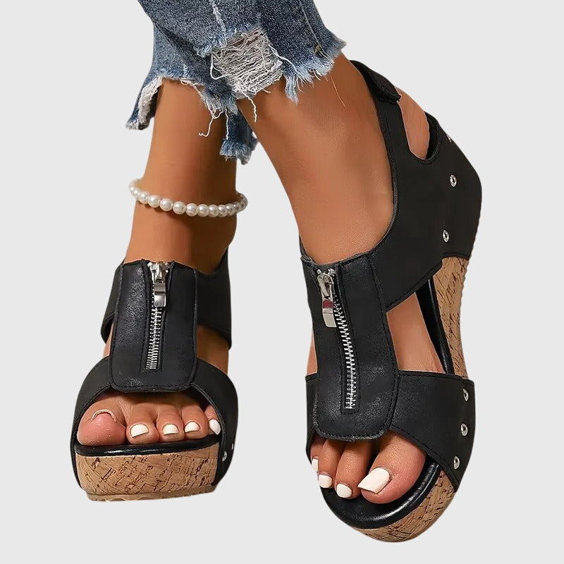 Mina | Orthopädische Sandalen