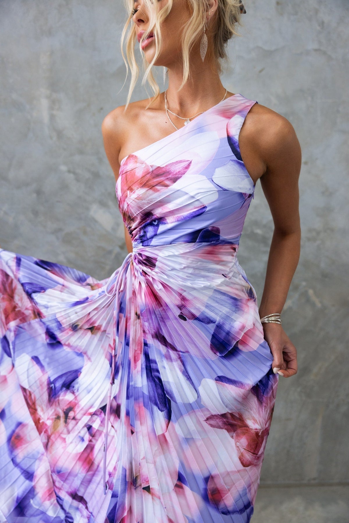 ELLA | One-Shoulder-Plissee-Midikleid