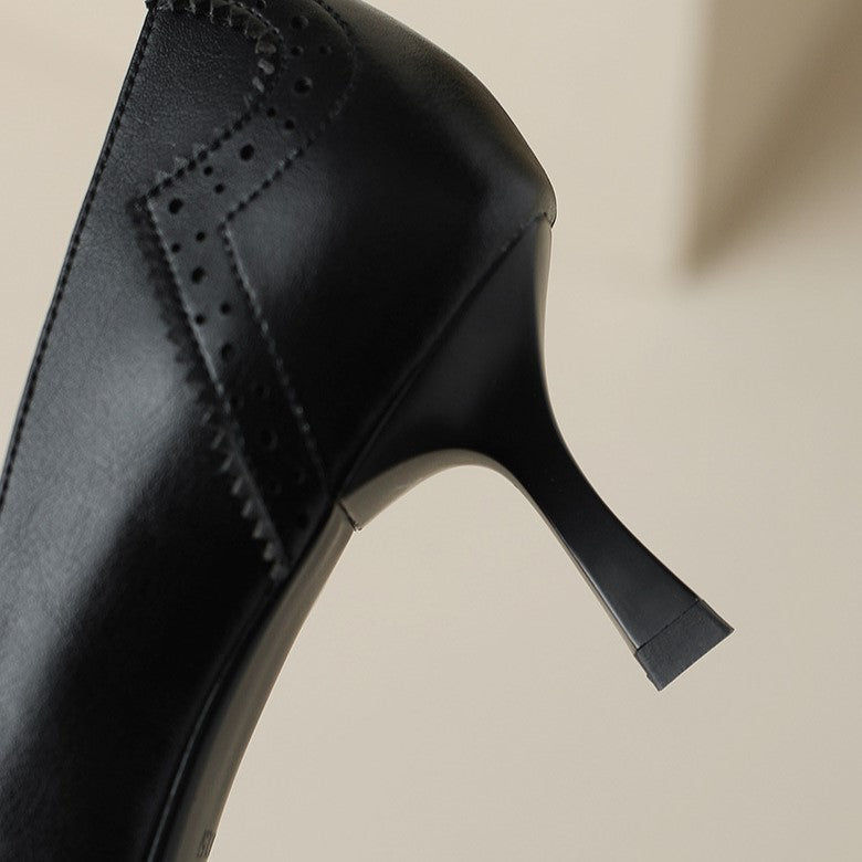 Célora Pumps mit Lederband