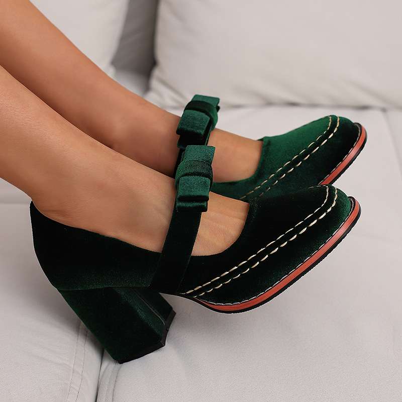 Corinna | Damen Mary Jane Pumps mit Blockabsatz und Schleife