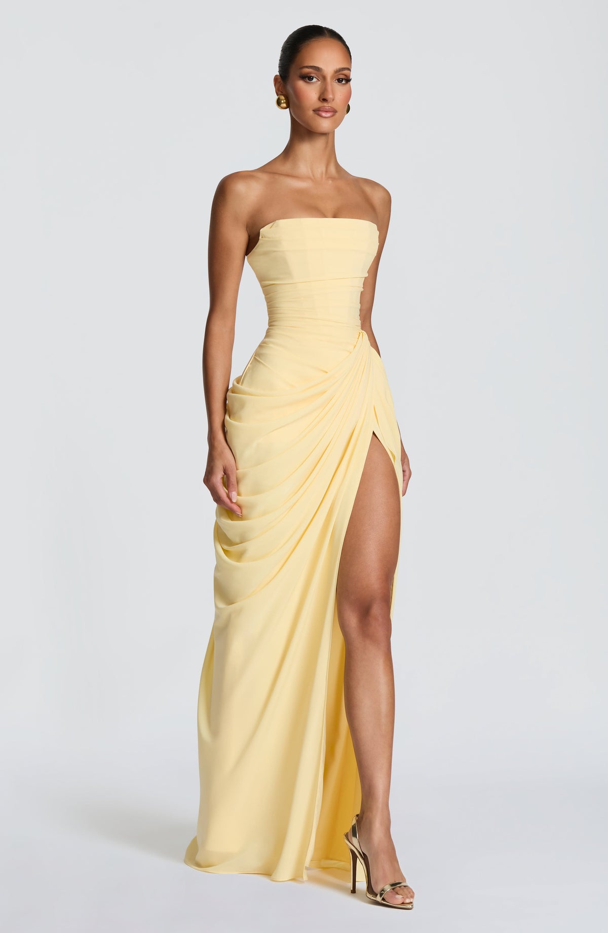 HANNAH | Elegantes Maxikleid mit Drapierung und Hohem Schlitz