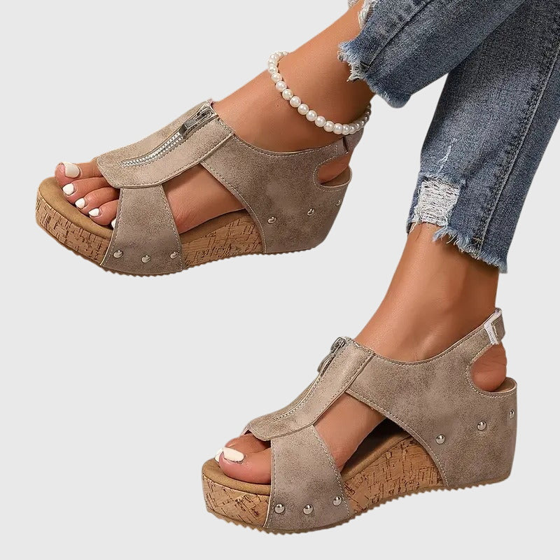 Mina | Orthopädische Sandalen