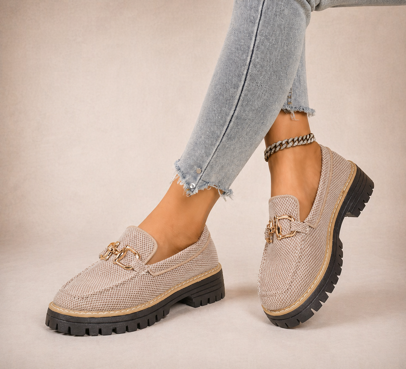 Victoria - Atmungsaktive Mesh-Slipper mit dick gepolsterten Sohlen
