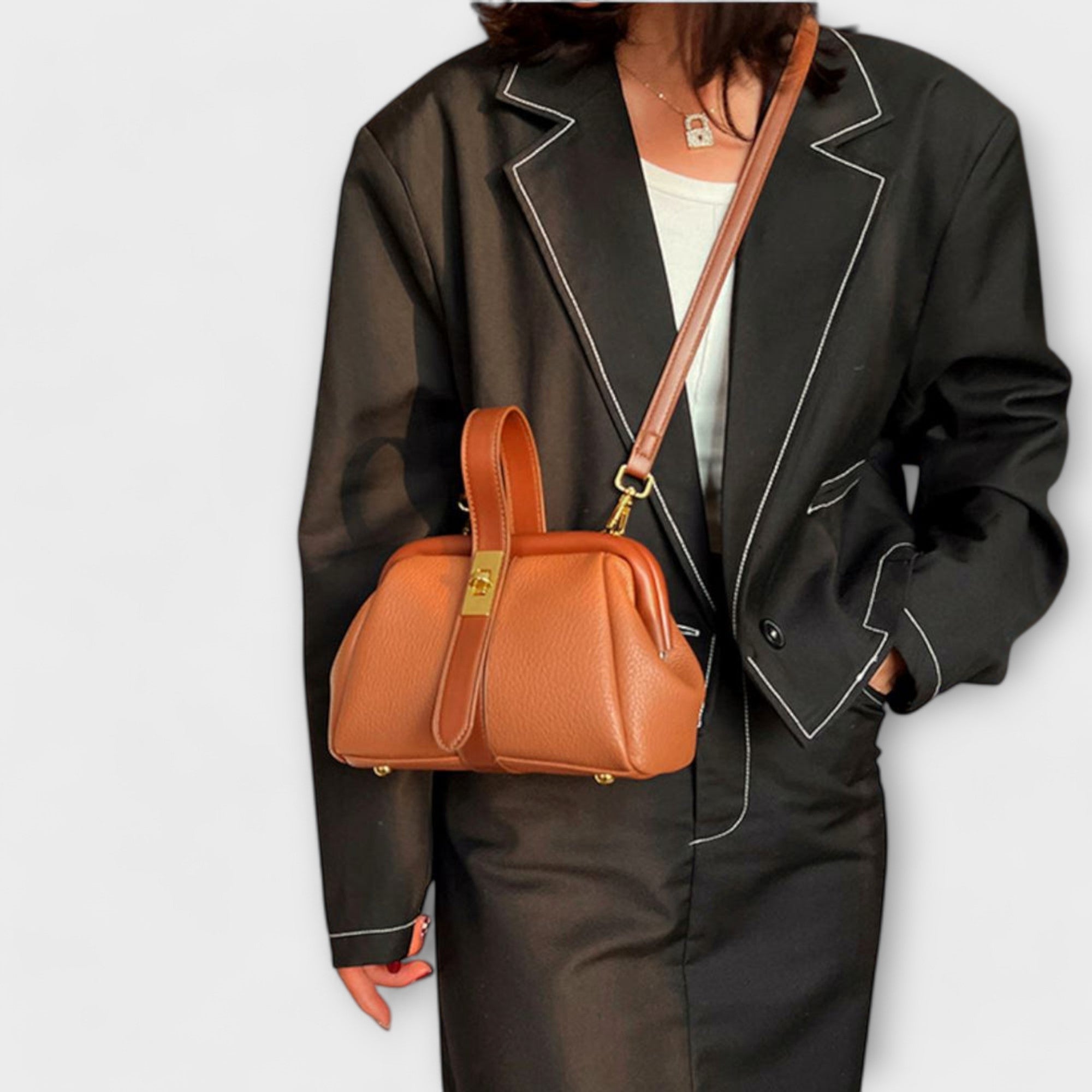 Hadleigh | Damen Mini Umhängetasche mit Drehverschluss und Griff